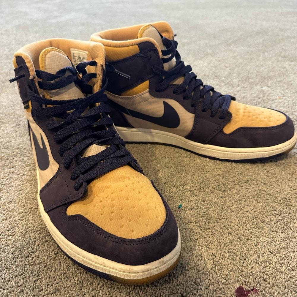 Nike Navy and Tan High-Top Sneakers
